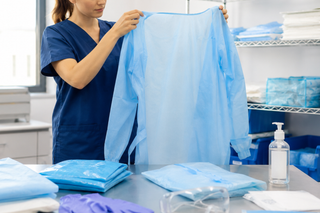 Disposable Aprons and Hospital Gowns for Australian Protective Wear