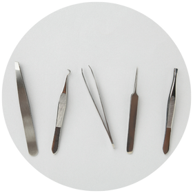 Tweezers